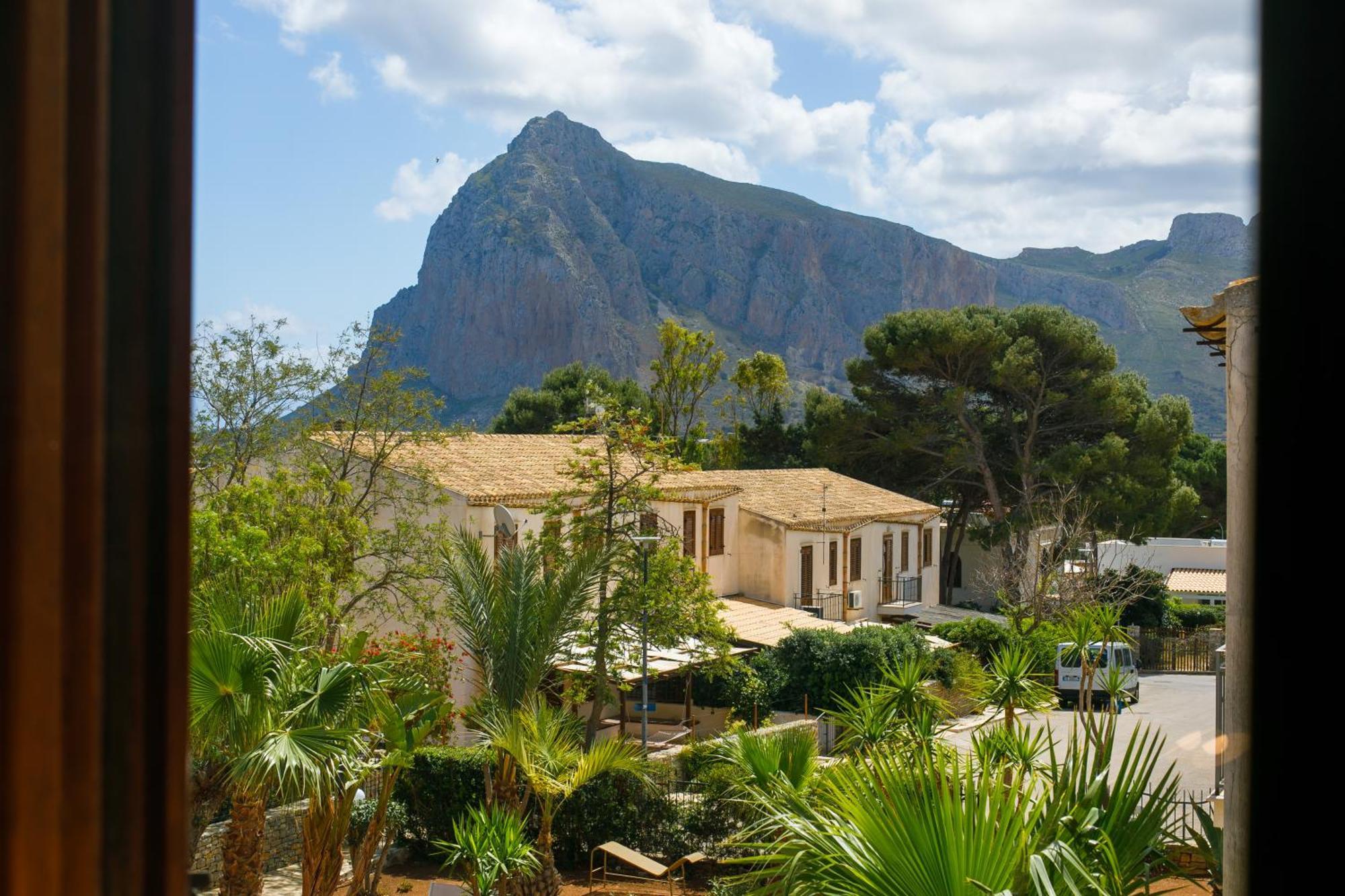 Sanvitotour- Residence Il Baglio San Vito Lo Capo Exteriör bild